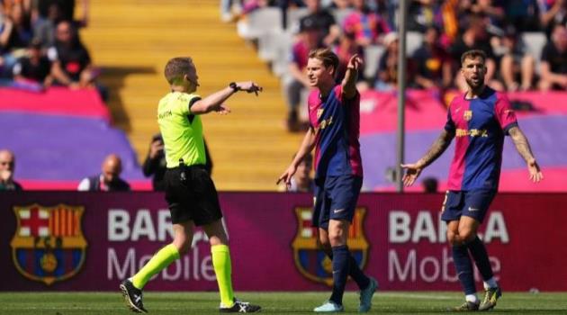 Frenkie de Jong: Từ Huyền Thoại Bóng Tối Đến Thủ Lĩnh Barca
