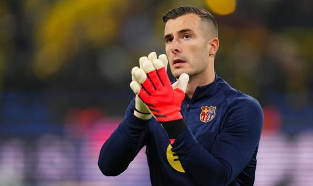 Inaki Pena: Tương lai bất định tại Barcelona, Celta Vigo là điểm đến tiềm năng?