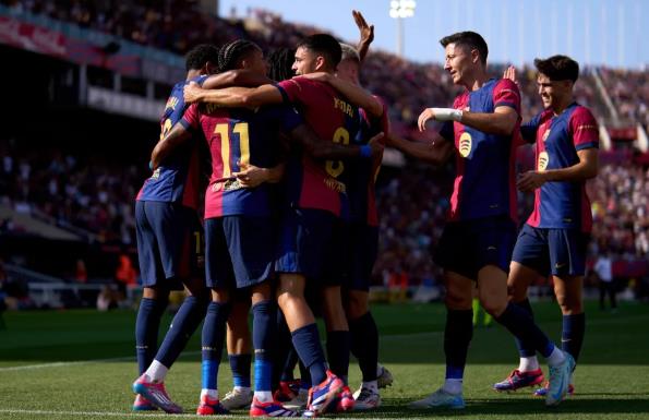 Barcelona 2024/25: Cú ăn ba lịch sử và những chiến thắng để đời