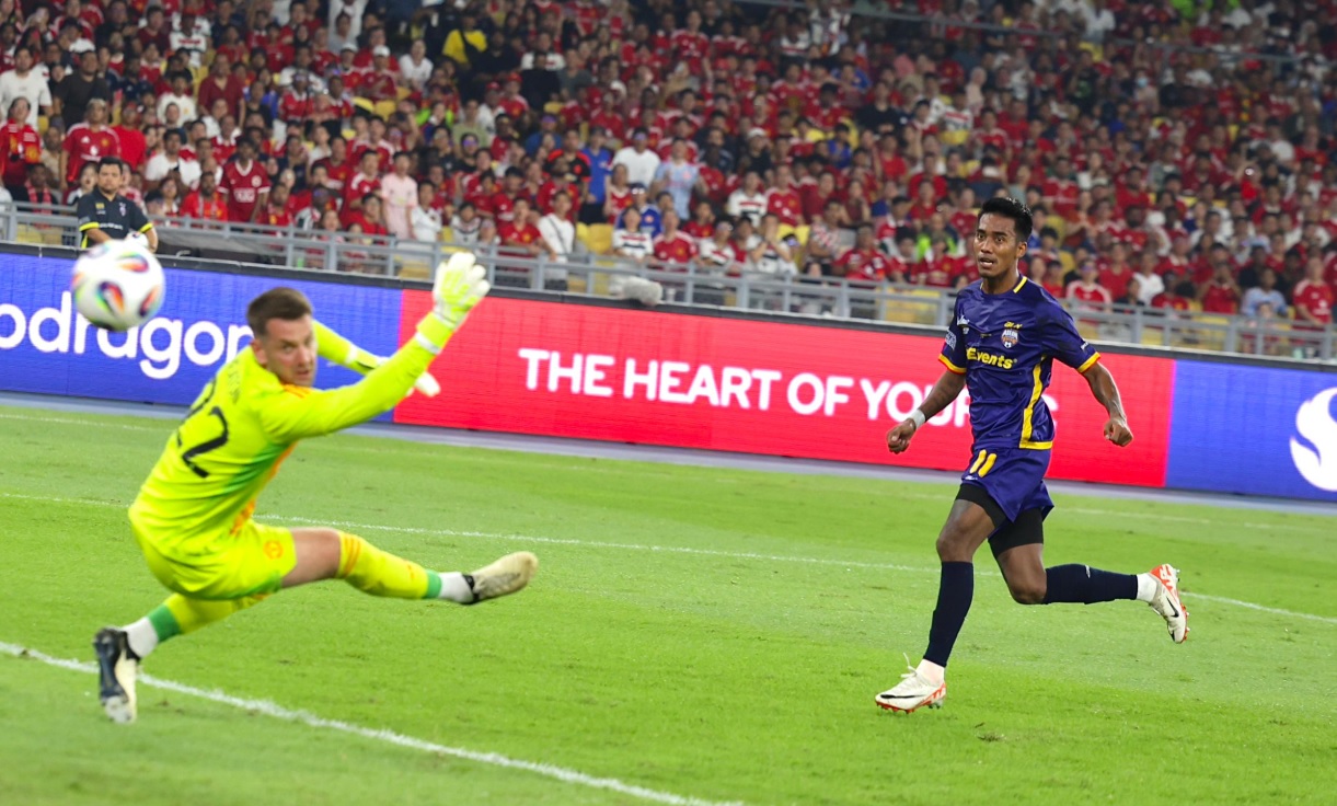 Maung Maung Lwin: Bàn Thắng Huyền Thoại Vào Lưới Manchester United